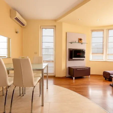 Apartment Kalina With Free Parking Warna
